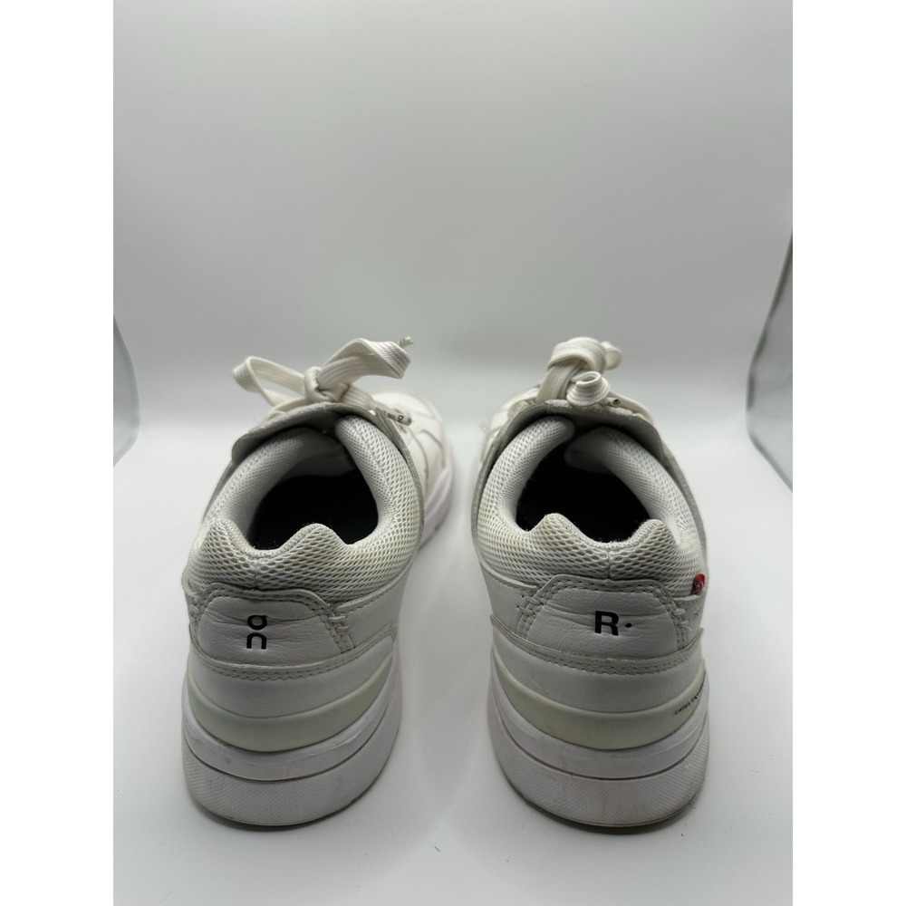 Size 7.5 - On The Roger Clubhouse White/Cream - Picture 4 of 10